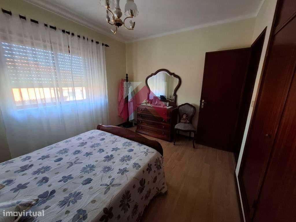 Moradia T3 Isolada na Costa do Valado-48