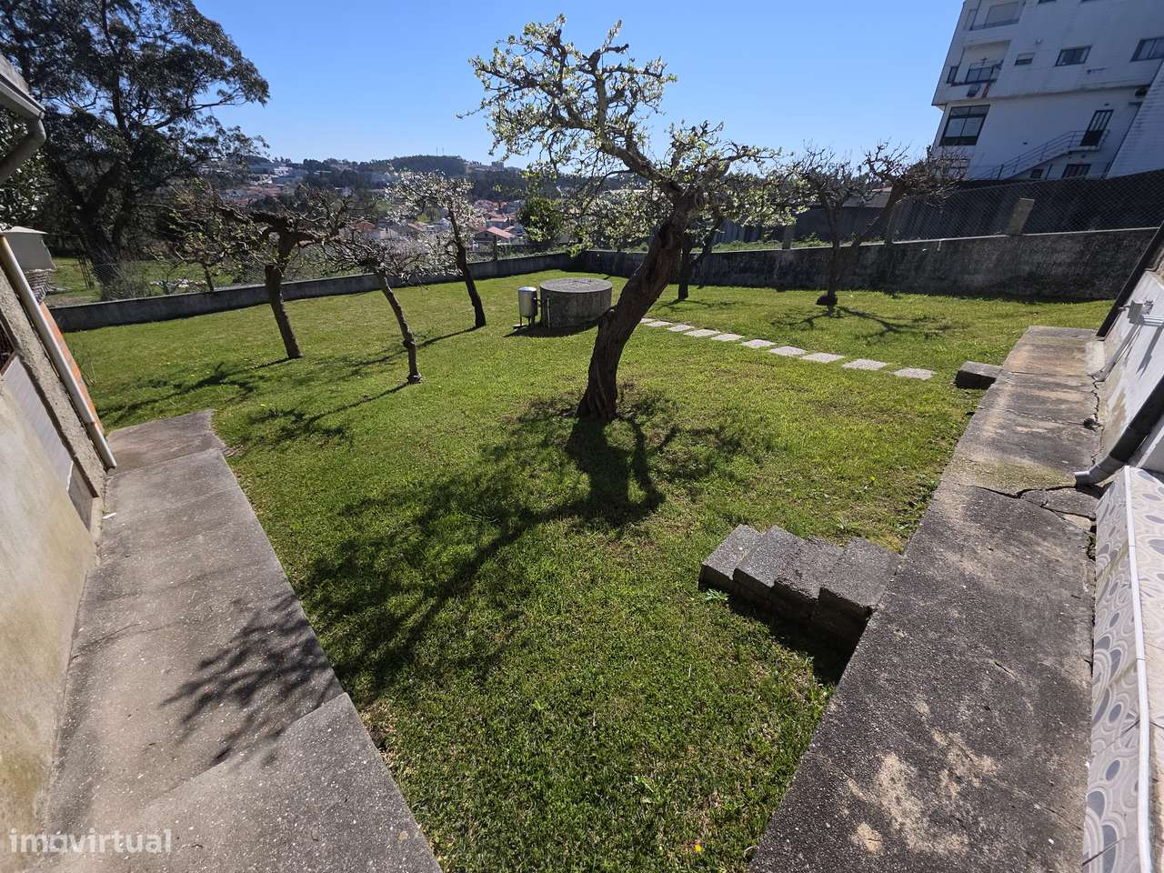 Fantástico Moradia T3 Independente em Lourosa-22