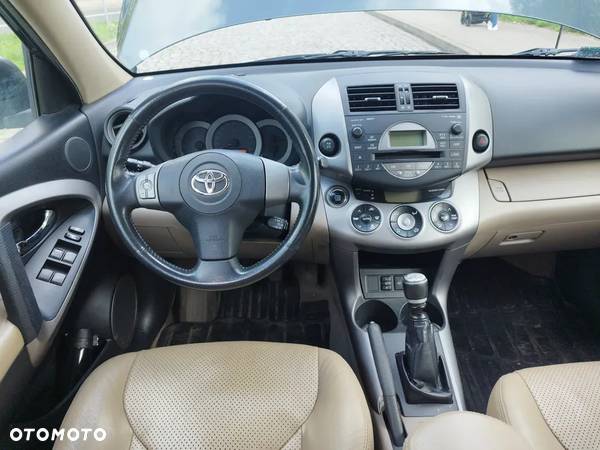 Toyota RAV4 2.2 D-4D Luna - 7