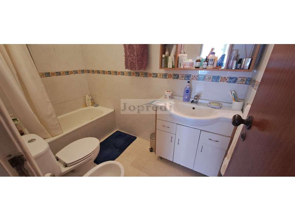 Apartamento T3 Quinta das Palmeiras-11