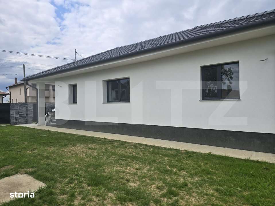 Casa 2 camere, 120 mp -7.8 ari teren . Lazuri - Imagine principală: 1/11