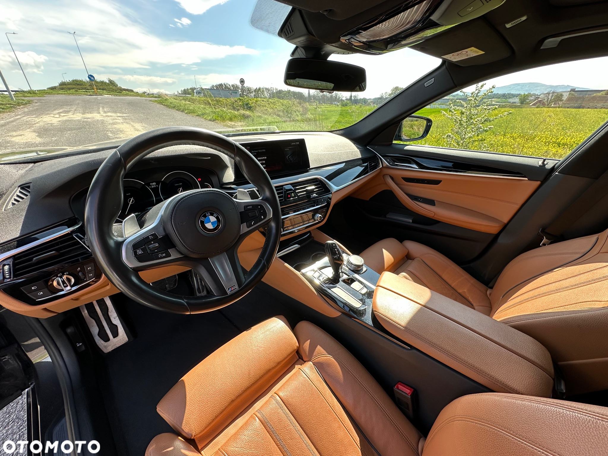 BMW Seria 5 520d M Sport - 11