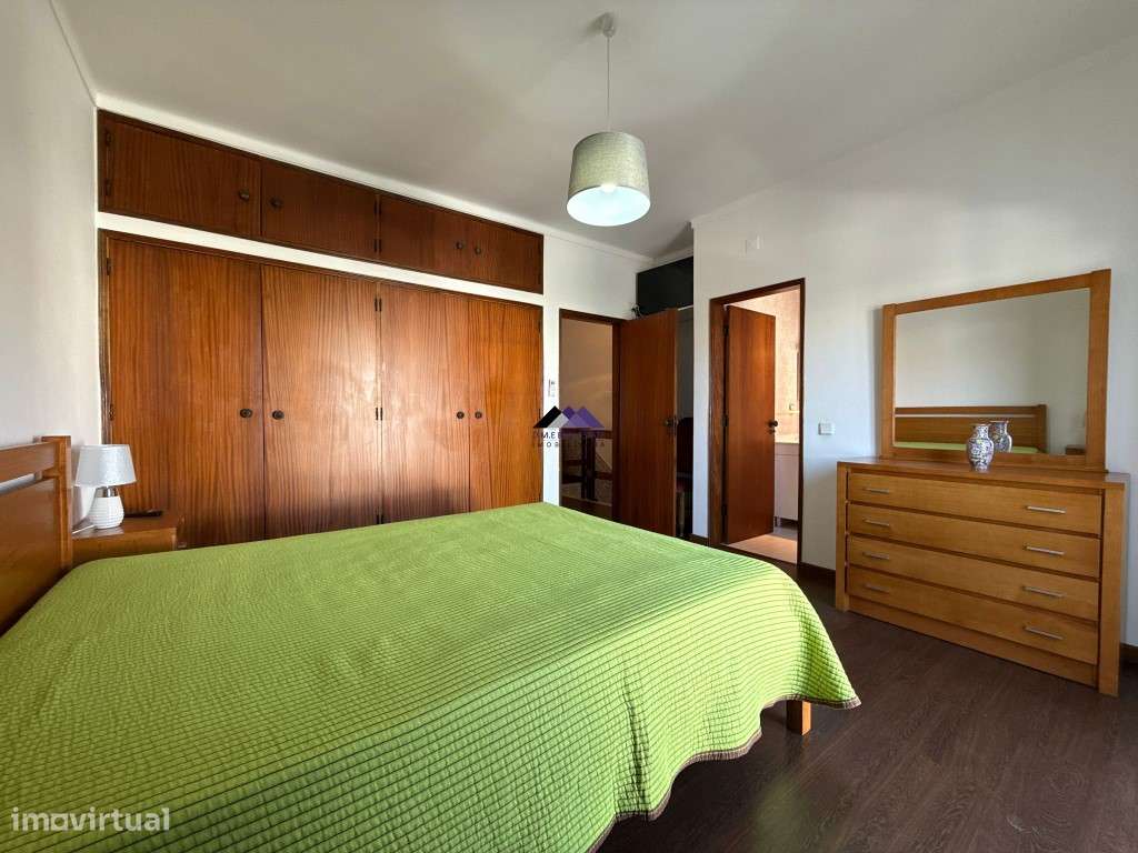 Moradia V3 com Estacionamento e Quintal-20