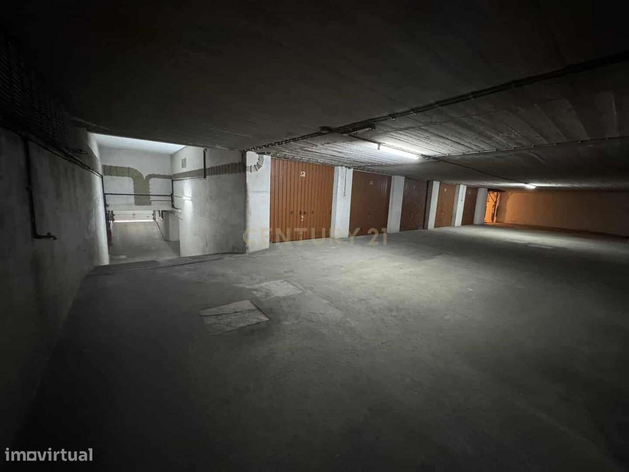 Box Fechada para Estacionamento – Cacém - Grande imagem: 4/5