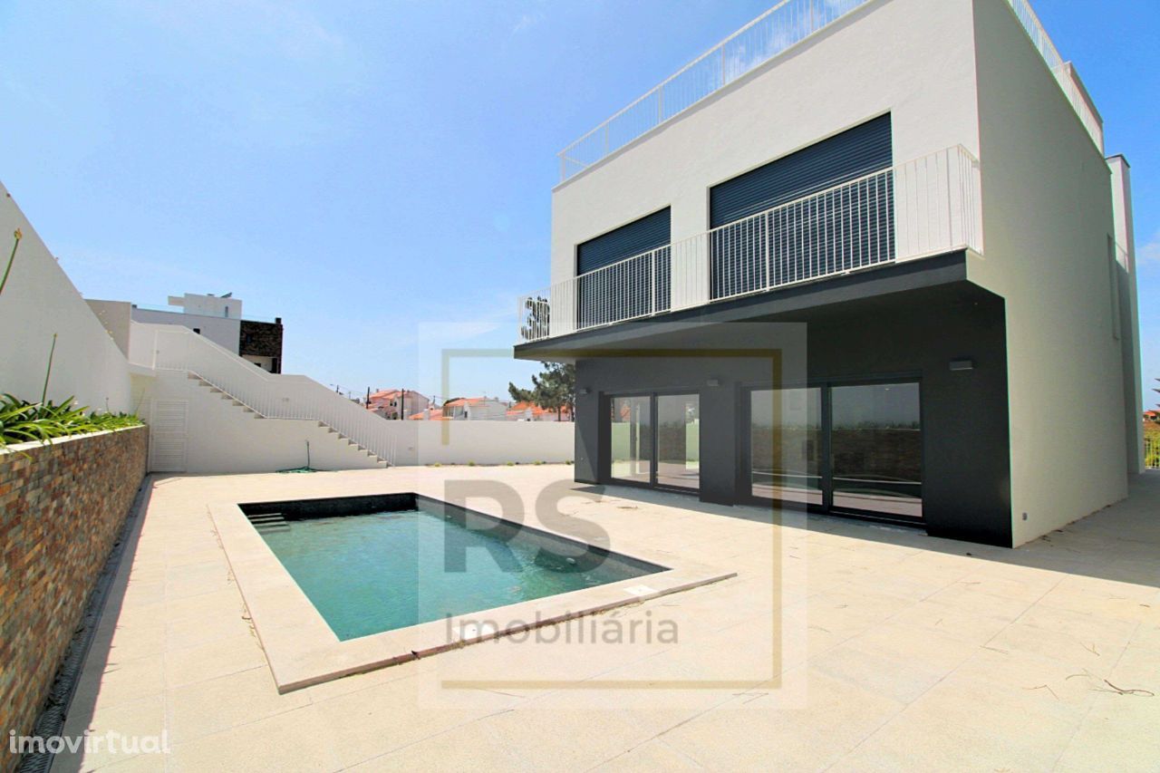 Moradia T4 com piscina na Ericeira