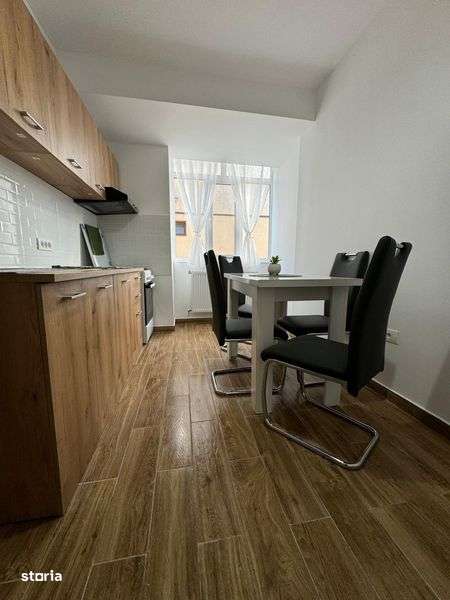Inchiriez apartament - Imagine principală: 5/8