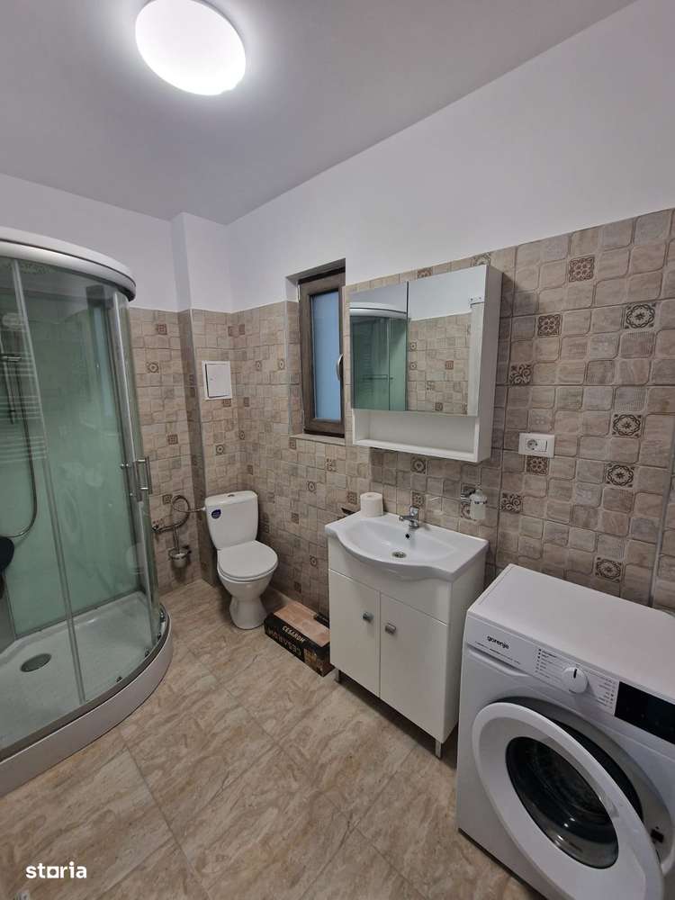 Apartament cu 2 camere, parchet laminat, garaj inclus - Imagine principală: 4/9