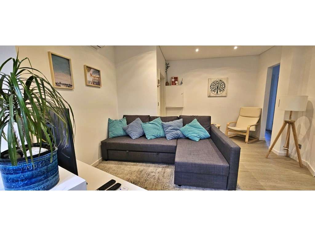 Andar Moradia T2 em Frente à Praia de Angeiras - Grande imagem: 3/16