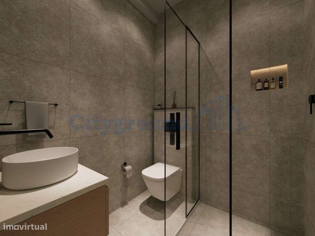 Apartamento T2 com varanda e vista de Rio - totalmente renovado-10