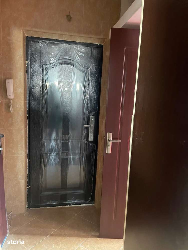 Apartament 2 semidecomandat,Milcov,et 4-8