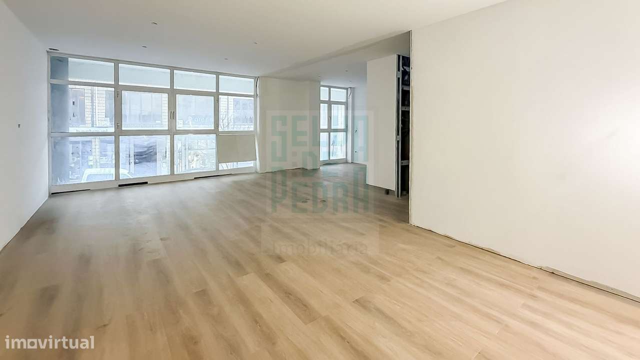 Apartamento T2+1 Centro de Paços de Ferreira-19