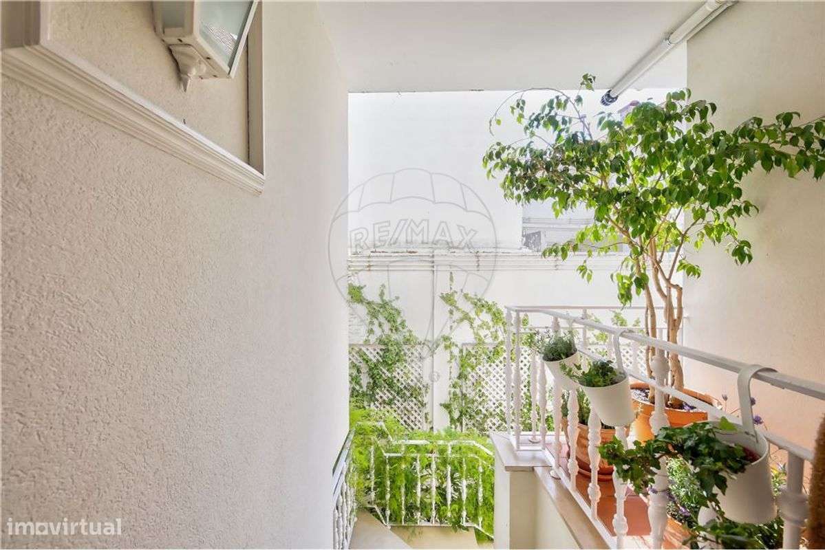 Apartamento T4 para venda no centro de Aveiro-9