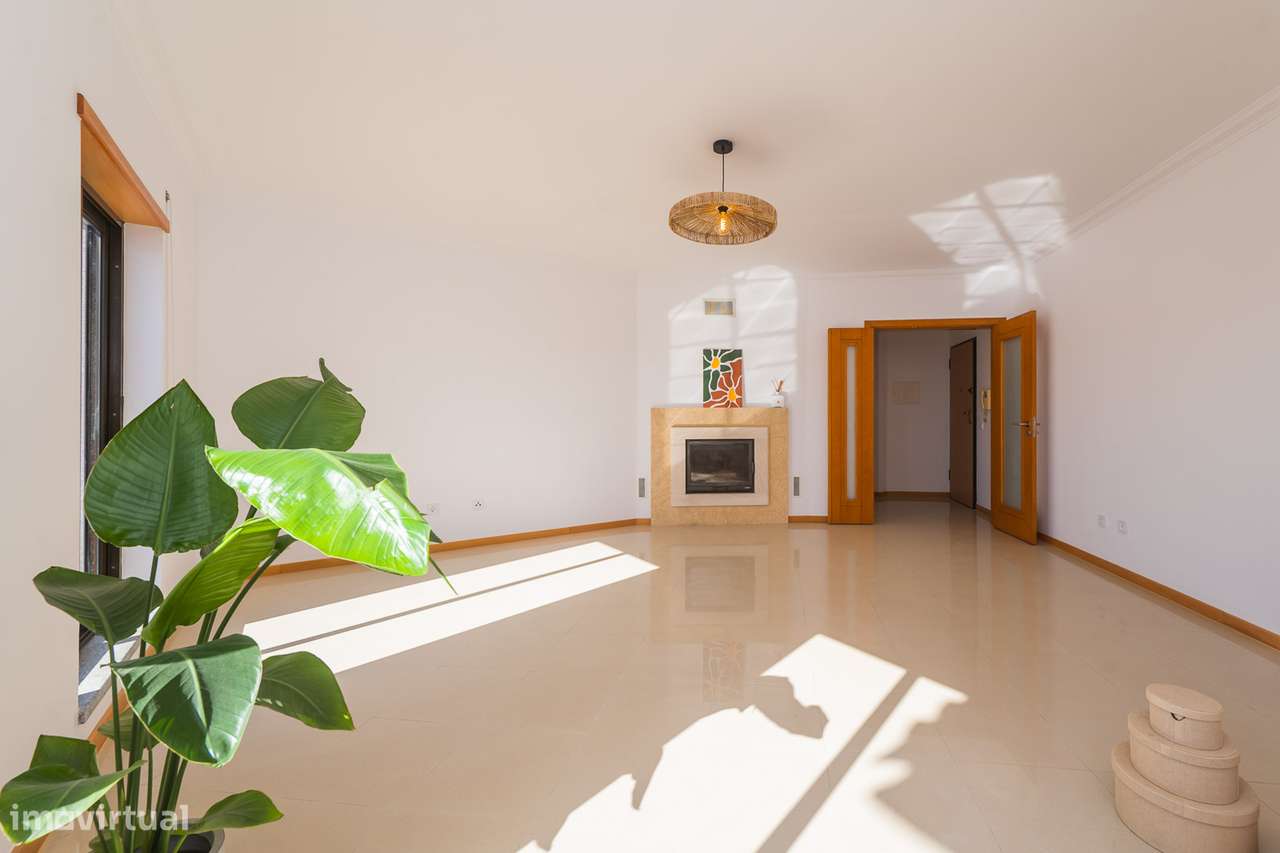 Apartamento T2 na Quinta do Conde com areas de 136m2-19