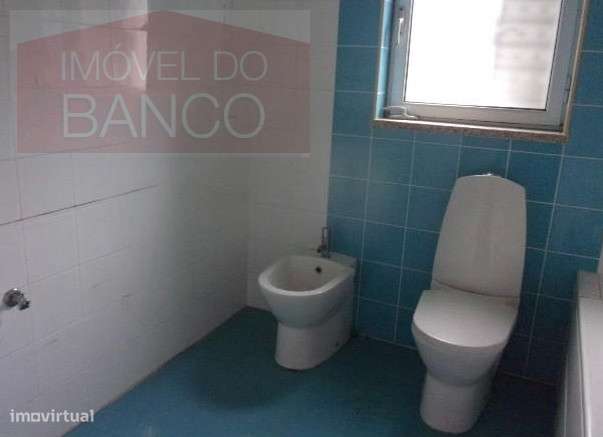Imóvel de Banco | Moradia T4 Castro Daire | NEWS-5
