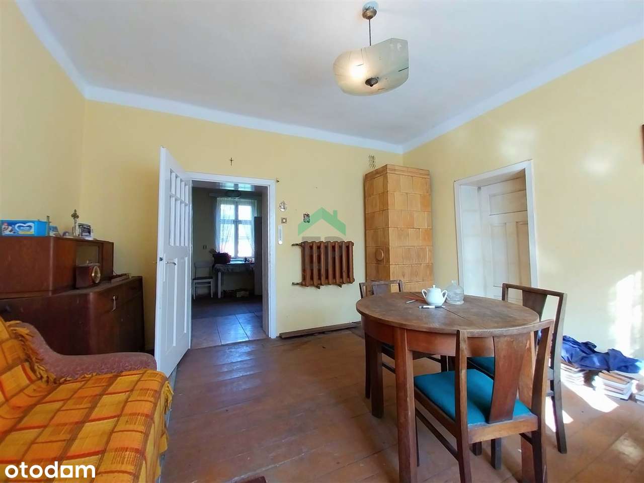 Dom w Nieradzie do generalnego remontu - Pełny obrazek: 4/12