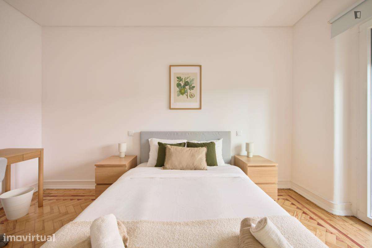 Quarto - localizado em Anjos Lisbon - Grande imagem: 3/60