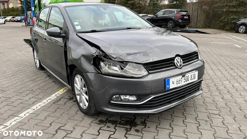 Volkswagen Polo 1.4 TDI Blue Motion Technology Lounge - 2