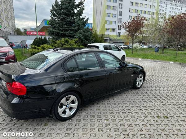 BMW Seria 3 320d Efficient Dynamics - 4