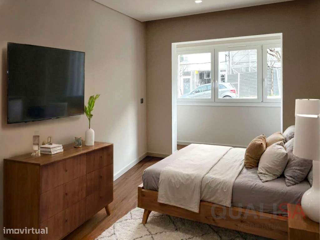 Apartamento T4 novo com logradouro e garagem em S. Vicente no centr...-19