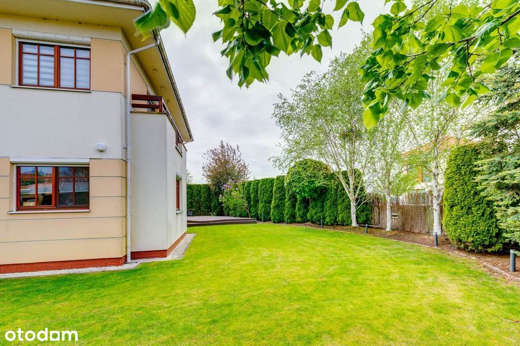 250 m² dom z zielonym ogrodem w Walendowie-2