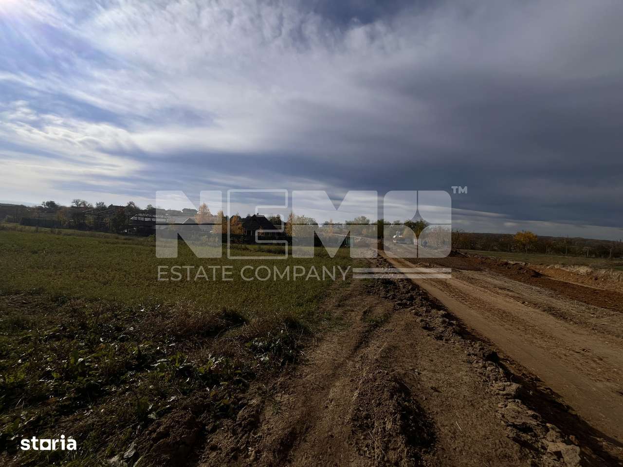 Teren De Vanzare  Intravilan  31 Ari I Suceava/Burdujeni  I 38.000Euro - Imagine principală: 1/5