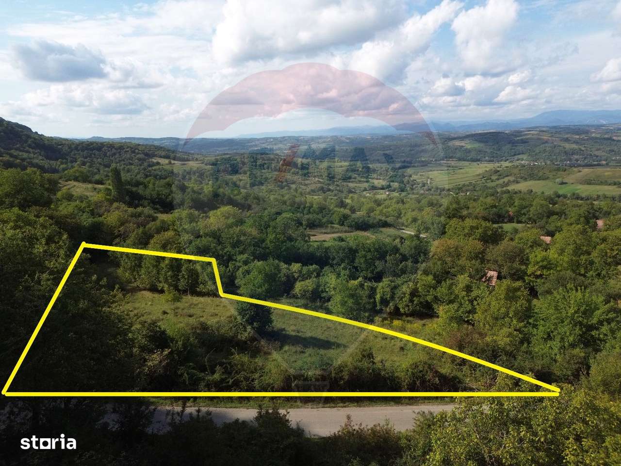 Teren intravilan de vânzare în Măgureni - Imagine principală: 2/11