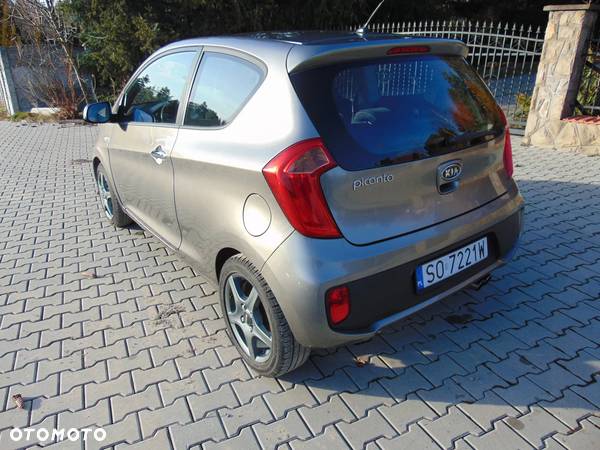 Kia Picanto 1.0 L - 13