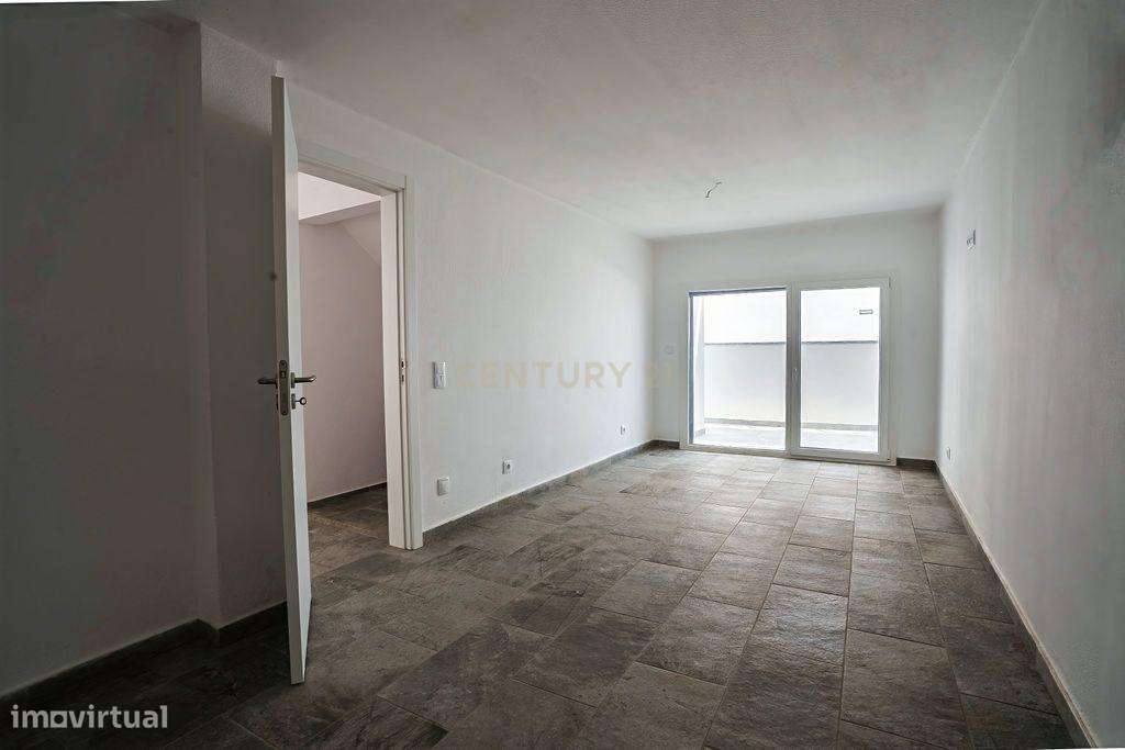 Moradia T4+1 de Luxo - Sobreda - Charneca de Caparica-27