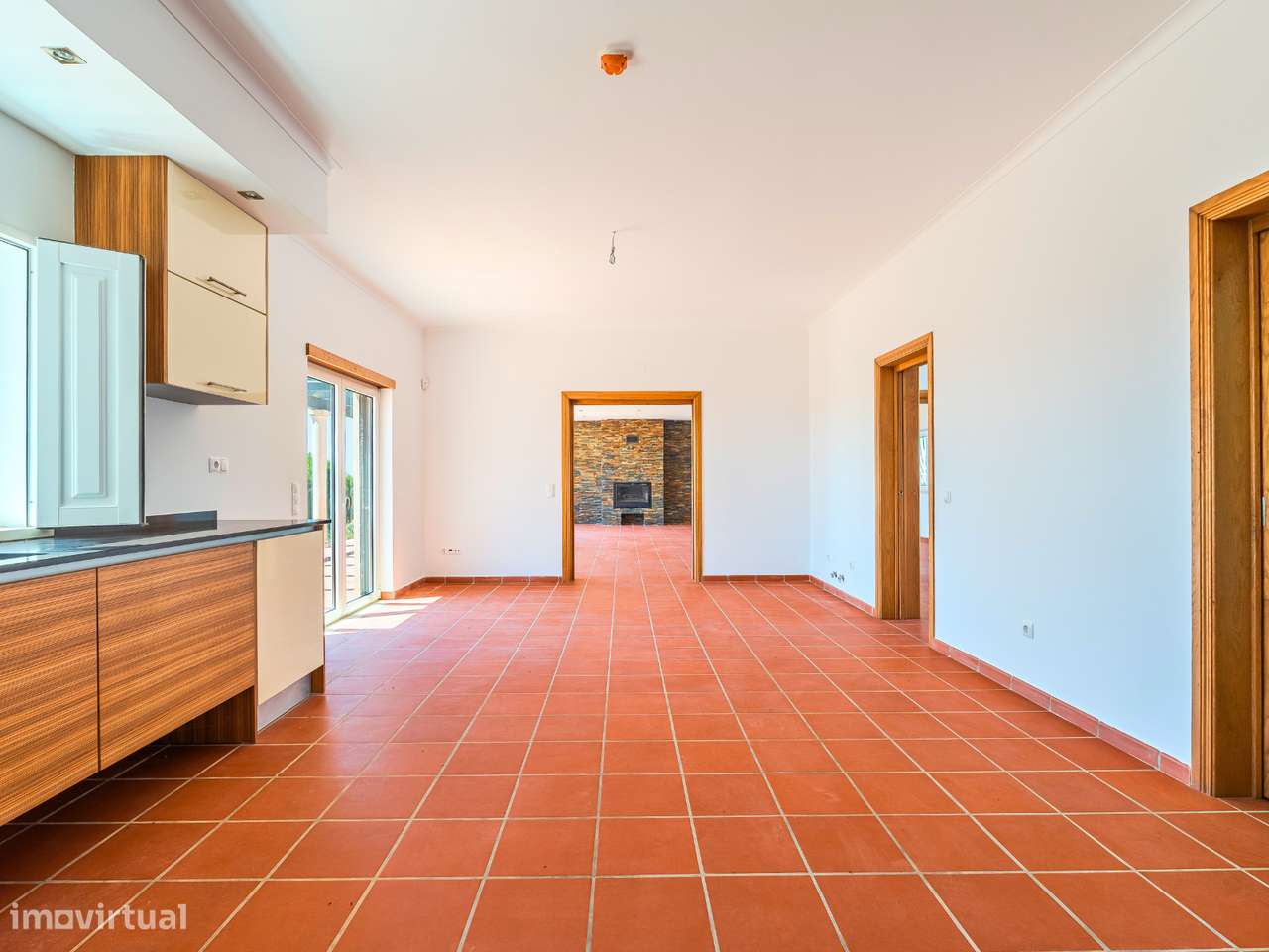 Moradia T4 inserida em propriedade com 9.680 m²-14