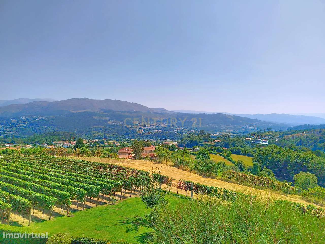 Luxuosa Moradia com Vista Panorâmica em Arcos de Valdevez-7