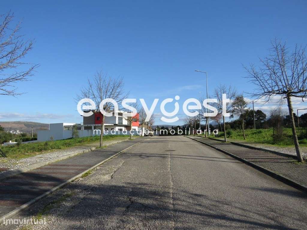 Terreno para construção em Poiares - Grande imagem: 3/6