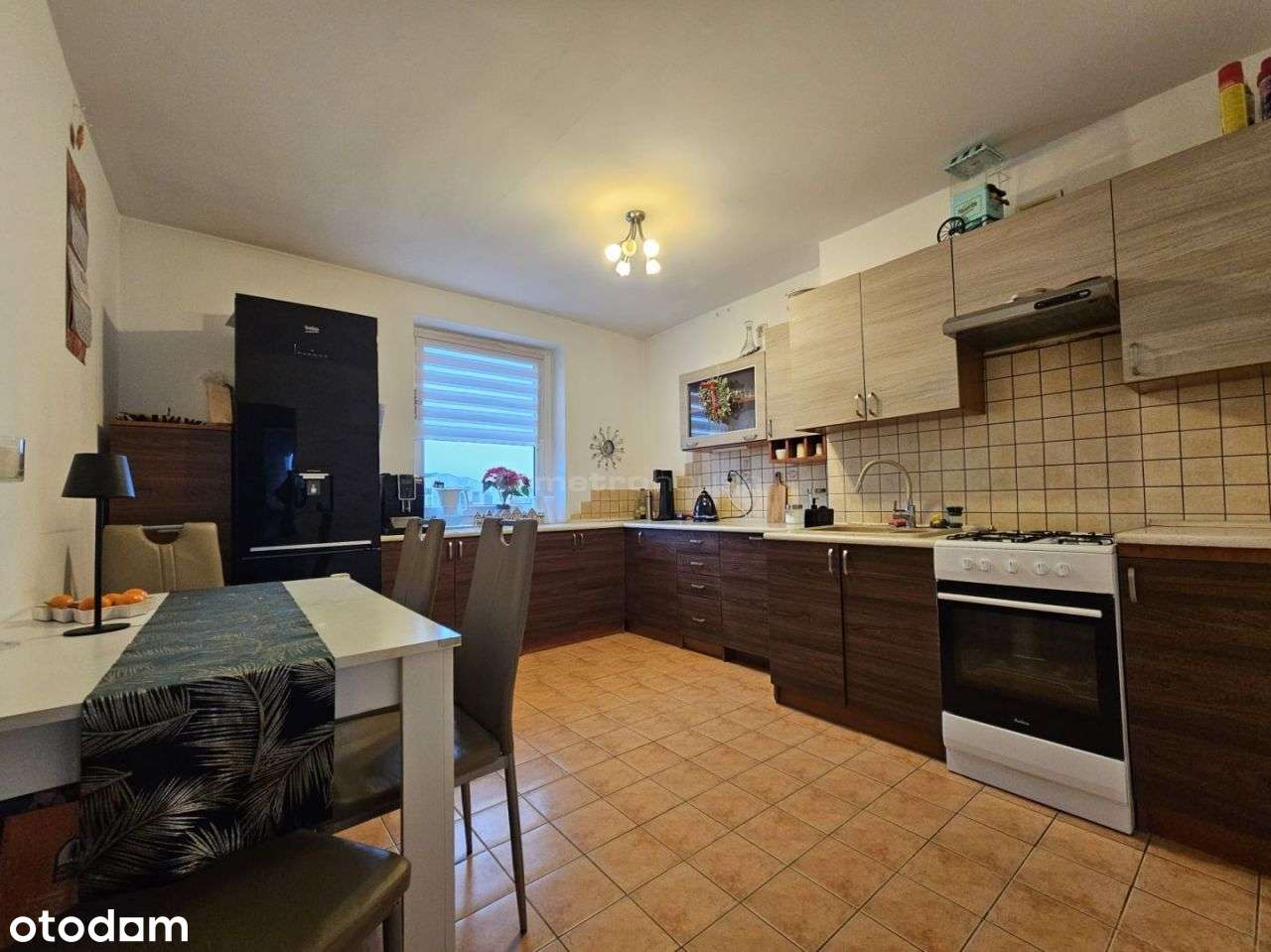 Mieszkanie 3 pokoje z balkonem w budynku z cegły !-8