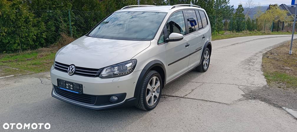 Volkswagen Touran 2.0 TDI DPF Cross - 1