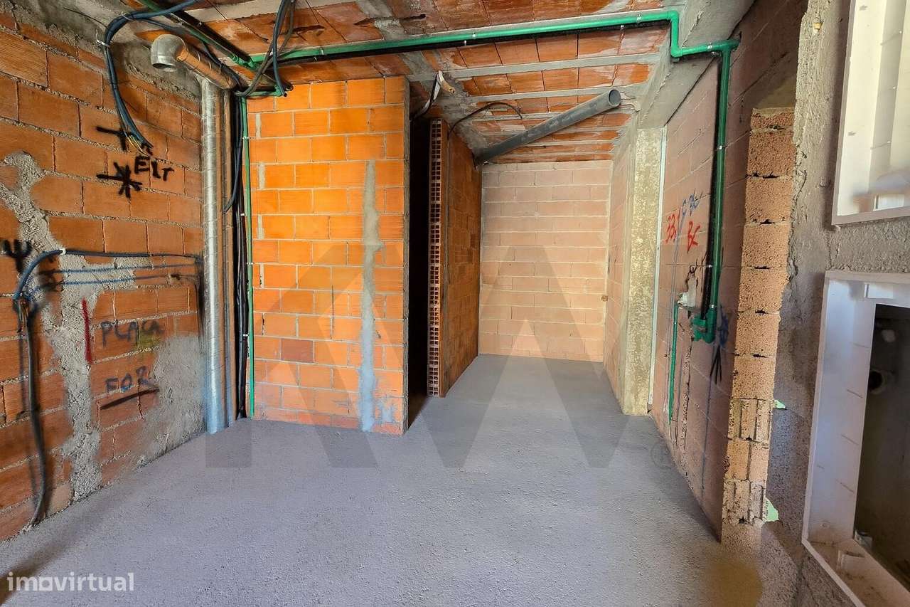 Apartamento T0 (Fração H) em Fase Final de Construção – Rua Brito Cape - Grande imagem: 4/5