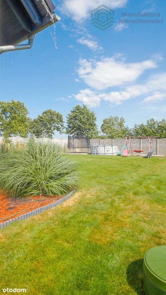 Dom z ogrodem w spokojnej lokalizacji – gotowy do-19