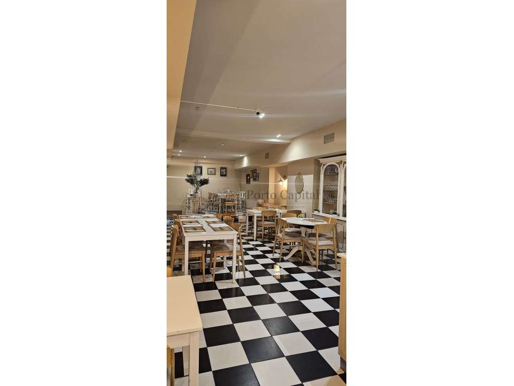 EXCELENTE OPORTUNIDADE DE NEGÓCIO BAIXA DO PORTO CEDOFEITA - TRESPASSE - Grande imagem: 5/21