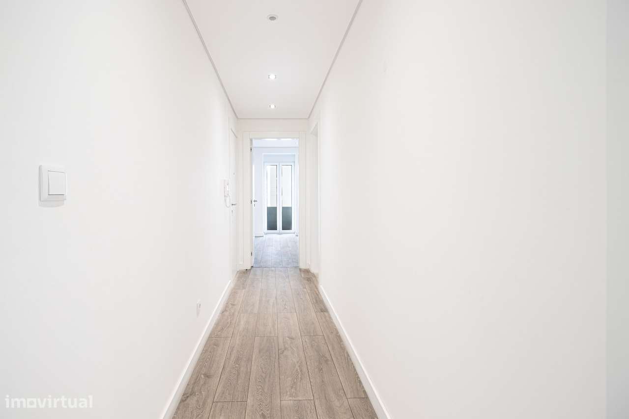 Apartamento T3 Totalmente Remodelado | Bairro de Santos / Rego – Lisbo-10