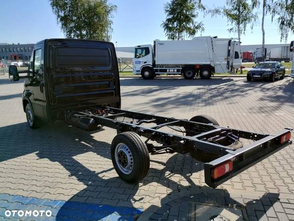 Iveco Daily / Pewny partner w biznesie ! - 2