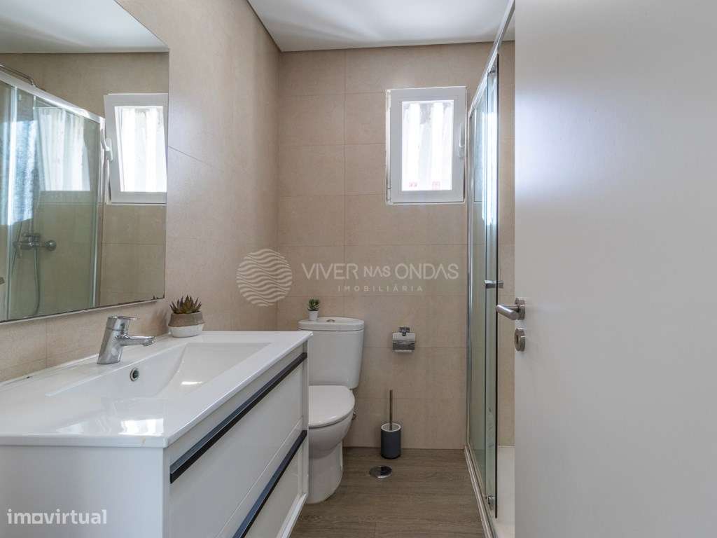 EXCLUSIVO - Apartamento T2 convertido em T1 - totalmente renovado, ...-14