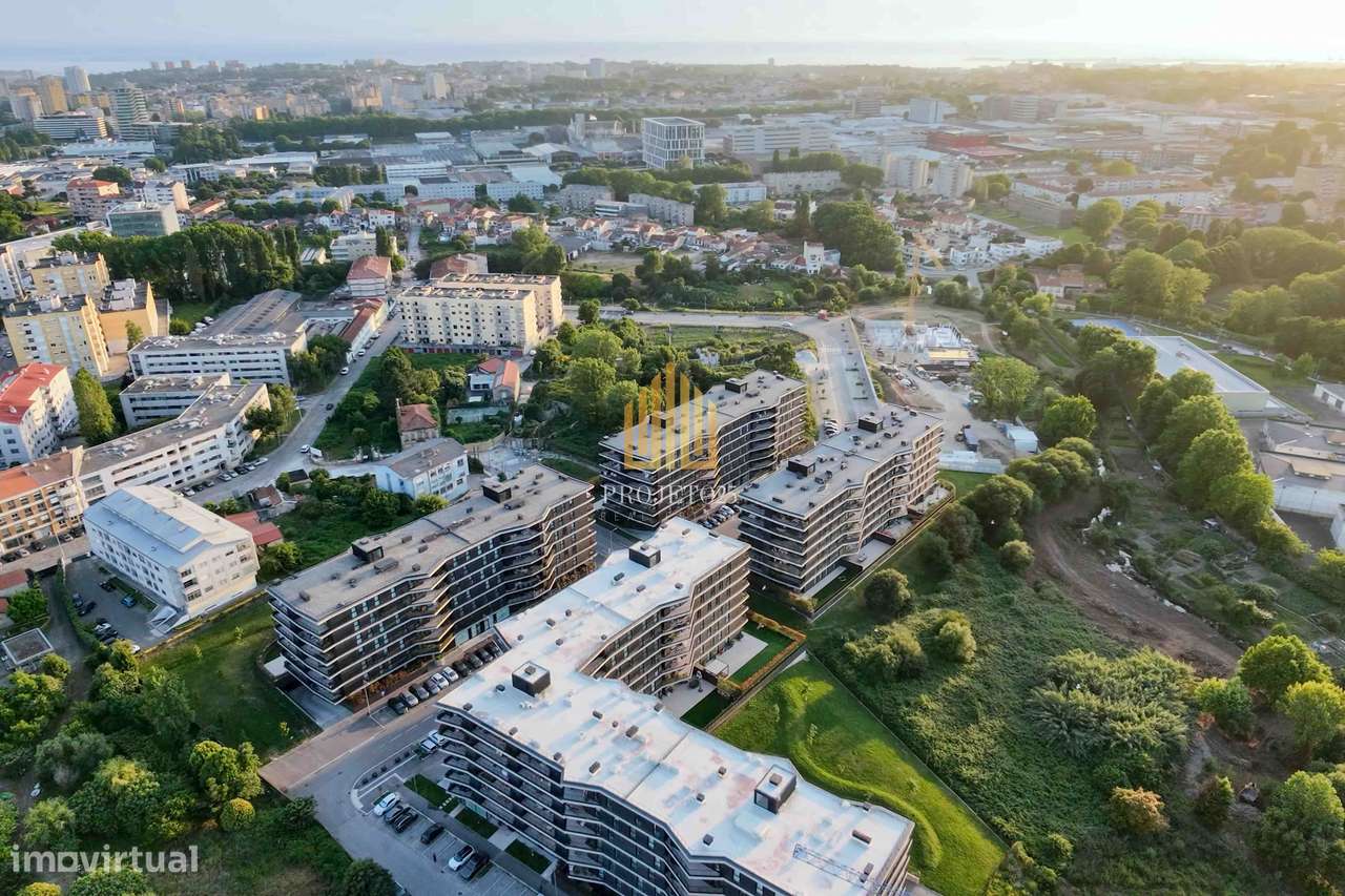Luxuoso T2 Green Terrace, com grande varanda, zonas verdes e jardins.-42