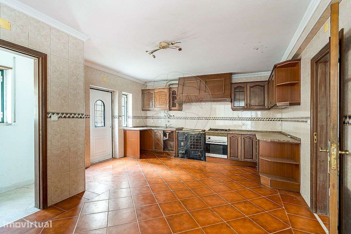 Moradia T5 para venda - Grande imagem: 2/17