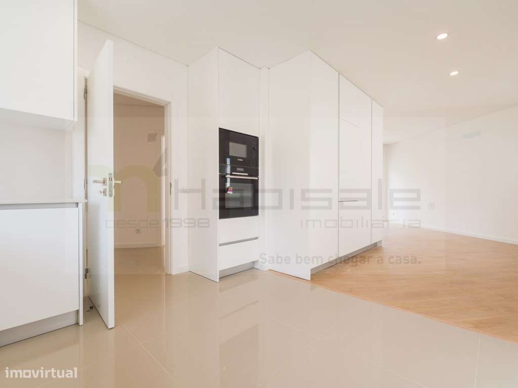 Moradia T3 Isolada NOVA em São Domingos de Rana - Grande imagem: 4/46