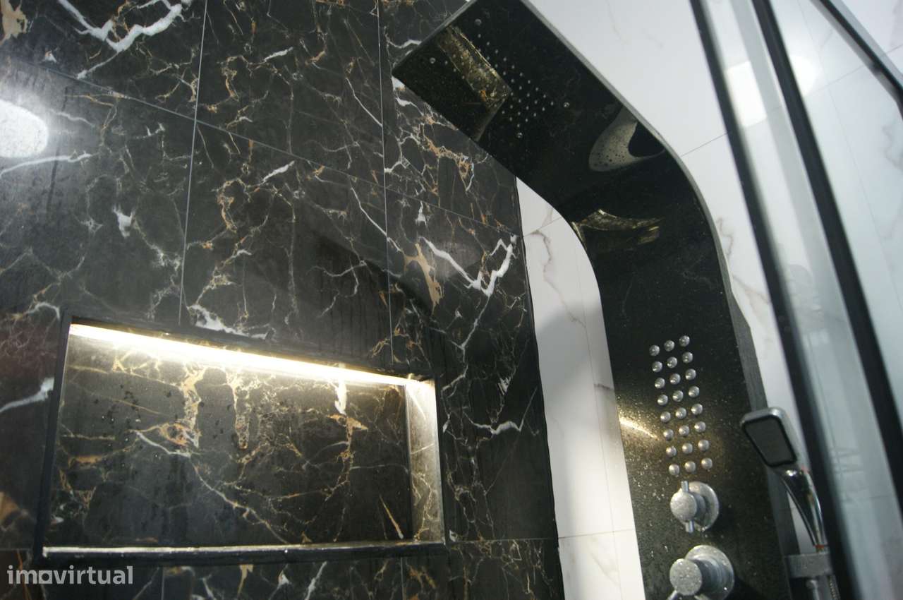 Moradia com 4 assoalhadas em ótimo estado.-13