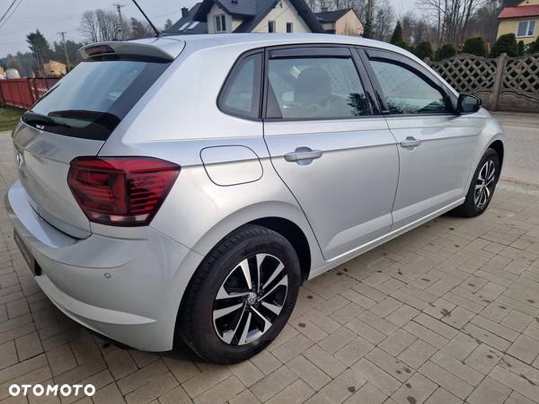 Volkswagen Polo - 10