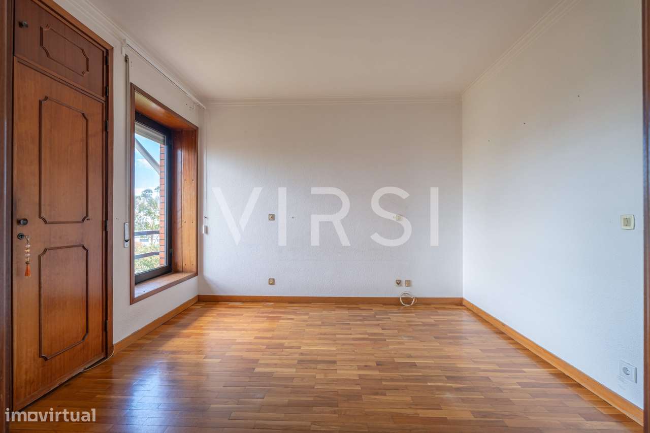 Apartamento T3 duplex c/ garagem em Coimbra - Celas-23