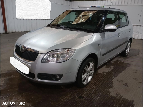 Far stanga Skoda Fabia 2 2008 HATCHBACK 1.4 TDI BNV - 3