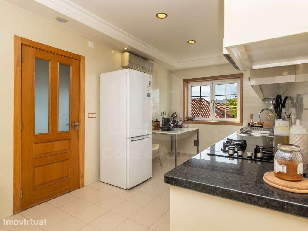 Moradia T6 em Paço de Arcos - Oeiras-16