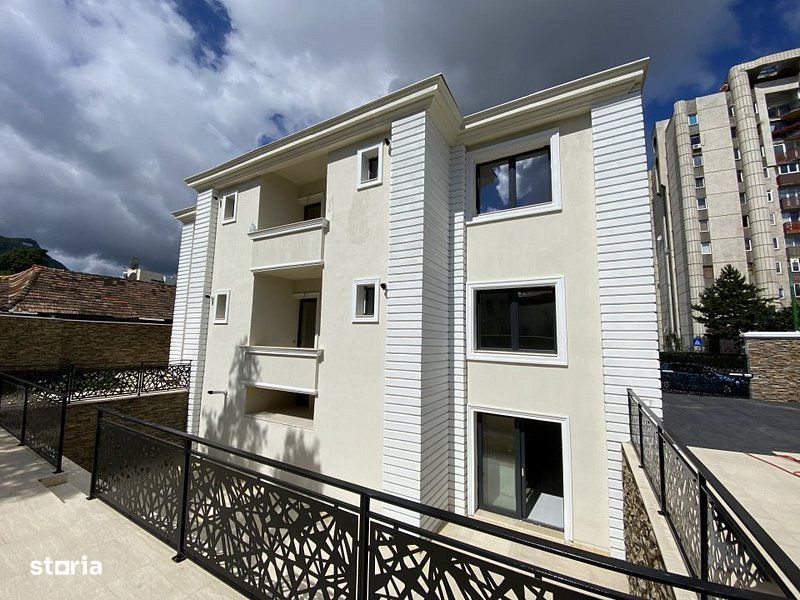 Casă de vânzare | Ultra-centrală | 660 mp utili | 7 unități locative - Imagine principală: 1/19