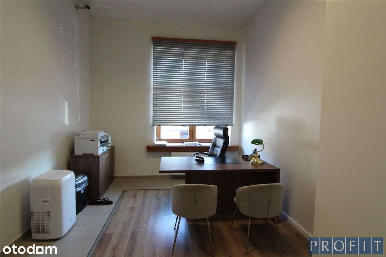 Budynek biurowo o pw. 862m2-9