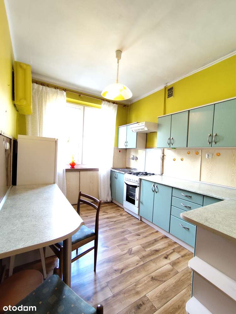 Osiedle A, 2 duże pokoje, oddzielna kuchnia, balkon! OKAZJA!!!-5